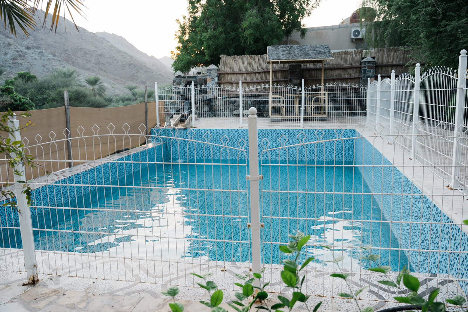 Alnessayem Farm Poolside Relaxation Area