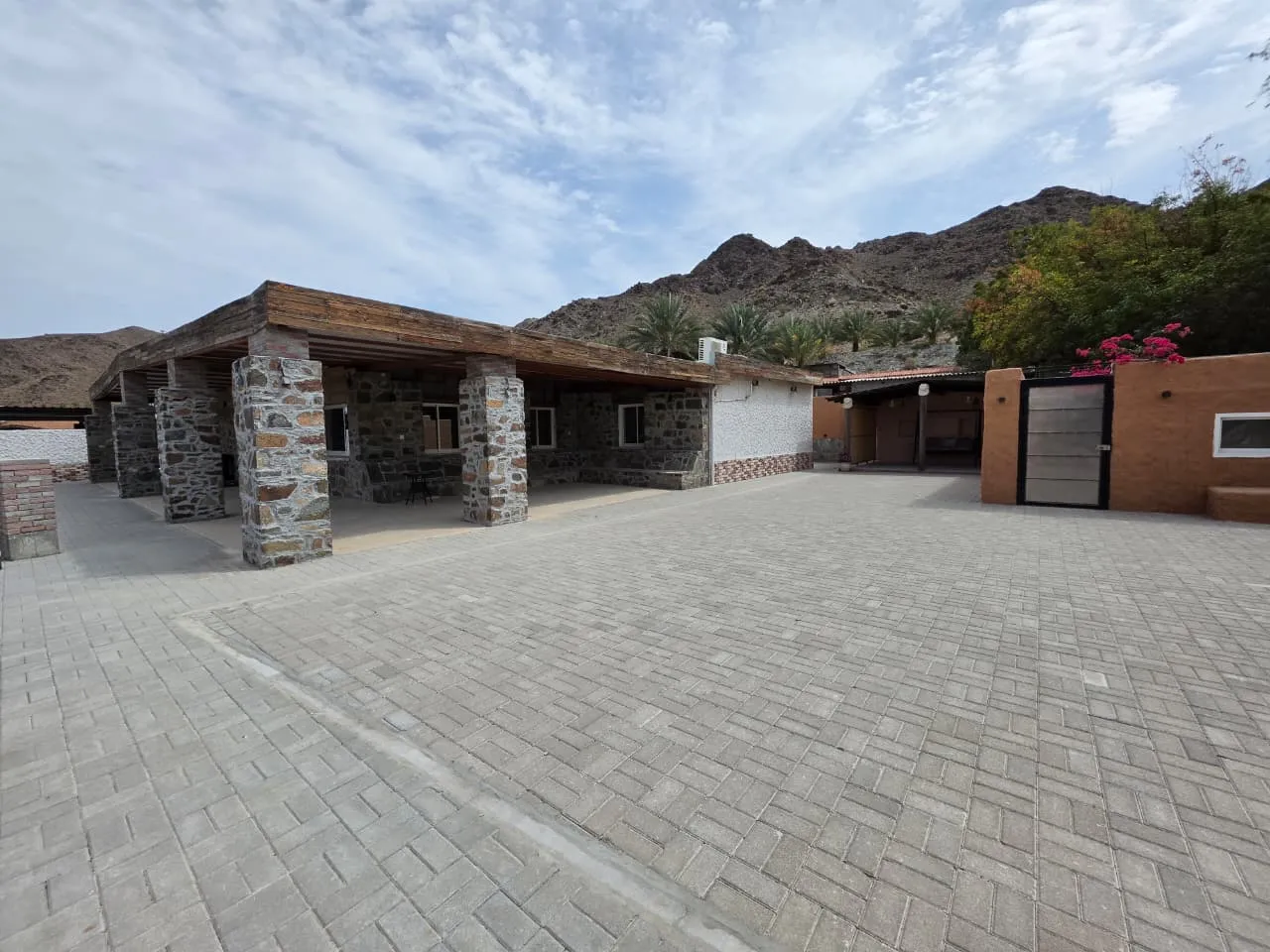 BAYAN Farmhouse